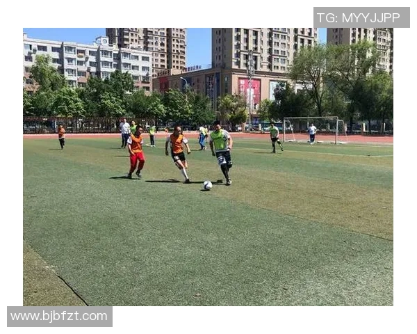 当代少年意外穿越化身足球巨星后代开启热血绿茵追梦之旅