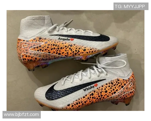 球星与球鞋的完美融合 足球运动中鞋款的选择与影响分析